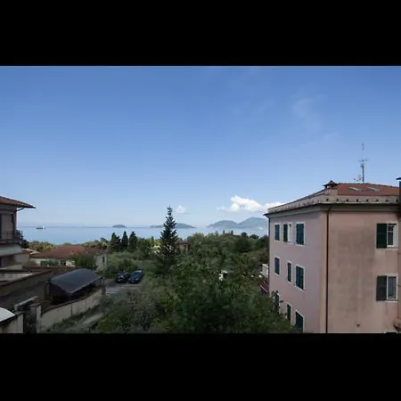 Camera Con Vista Mozzafiato Tellaro